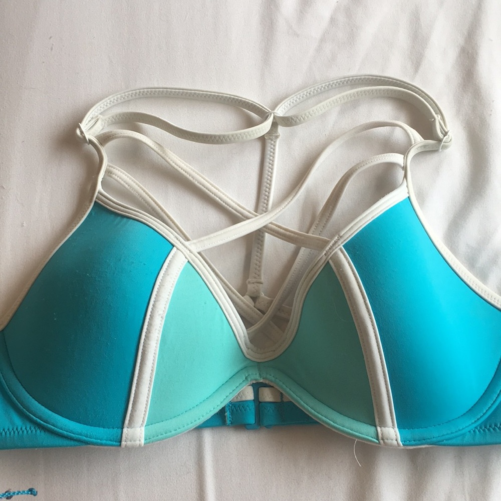 Cute Victoria Secret Bikini Top Piece ✨🤙